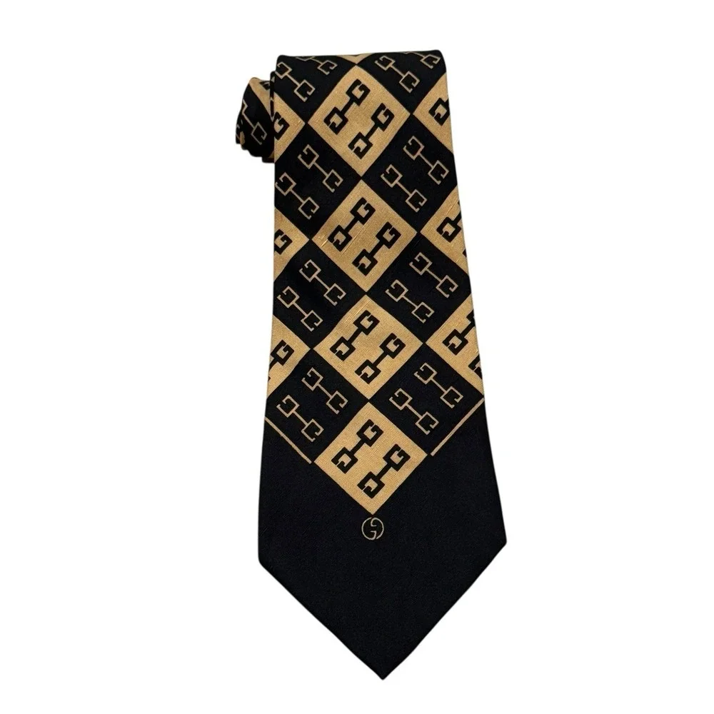 Gucci excellent preowned